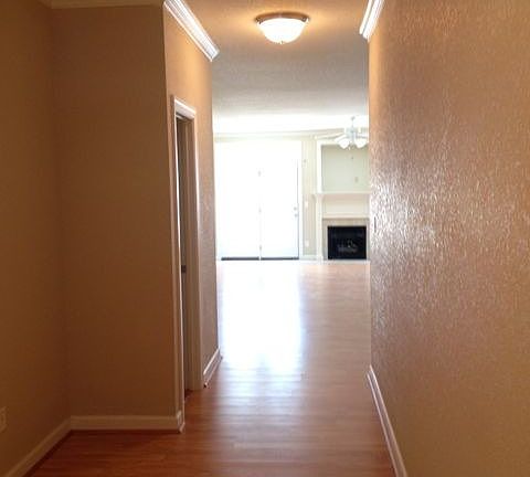 4th image of 1340 Abelia Way