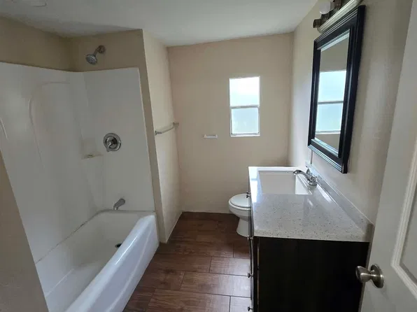 24 Cypress Ln #24, Valrico, FL 33594