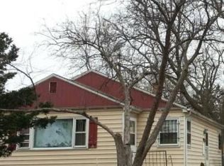 3021 W Bobolink Ave, Milwaukee, WI 53209