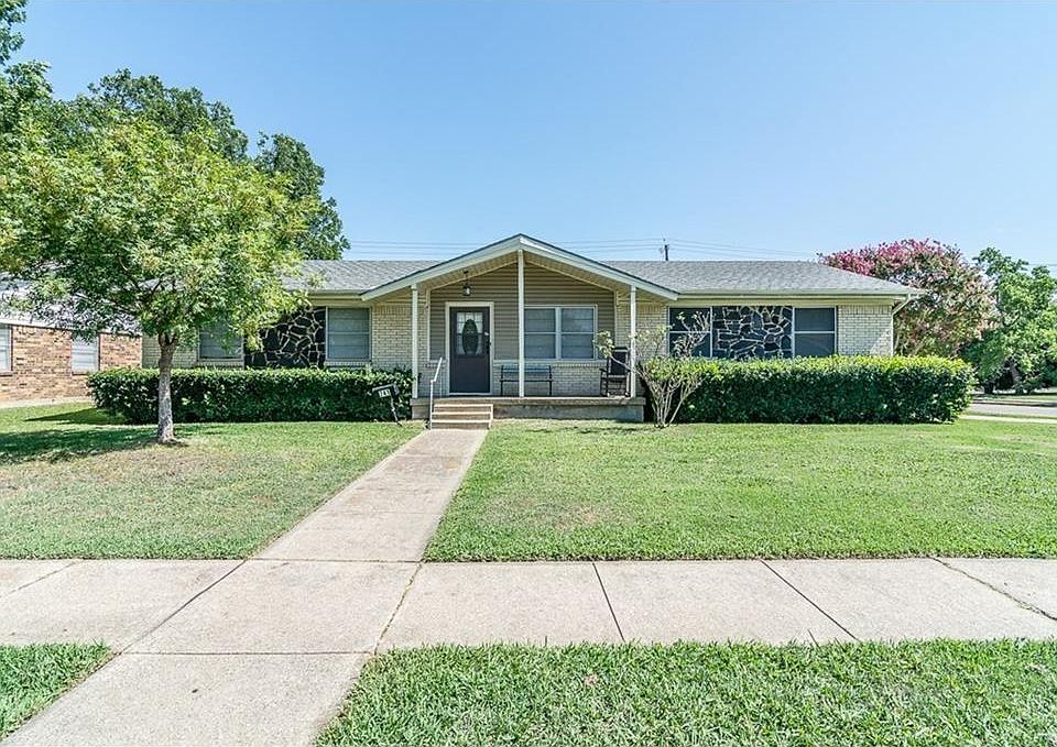 1st image of 741 Twilight Dr