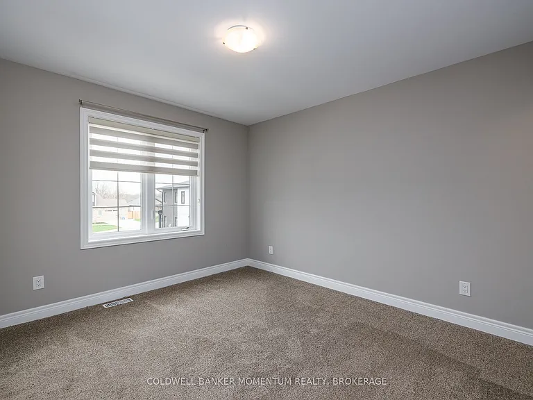 18 Corbin St #4 — Photo 16
