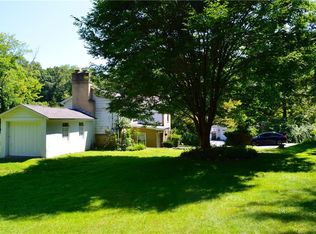 5A Fox Hill Rd, Mahopac, NY 10541