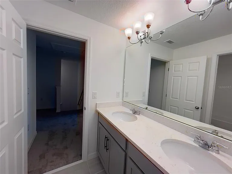 490 Thompson Village Ave — Photo 21