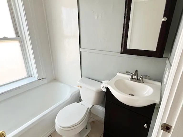 145 Main St — Photo 10