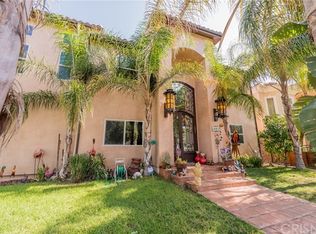 18817 Redwing St, Tarzana, CA 91356