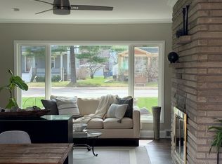 710 Grant St, Bettendorf, IA 52722