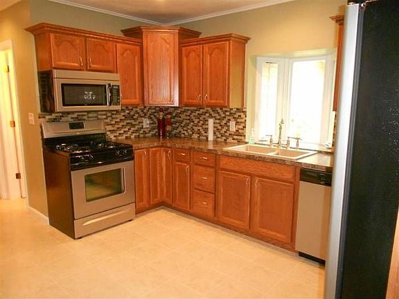 AFFORDABLE HOME NEAR BRAN