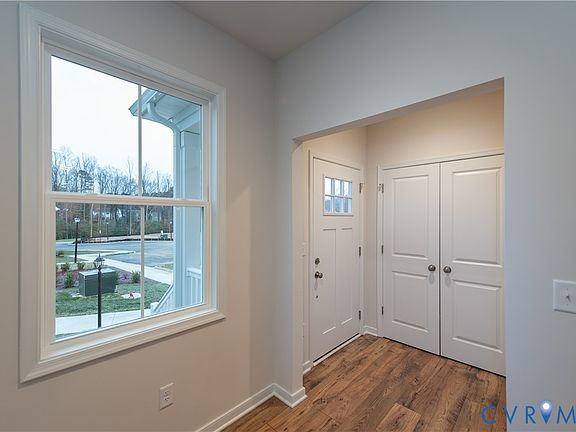 5th image of 8435 Villetta Pointe Ln