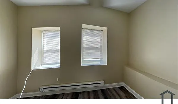 1 bed, 425 sqft, $995 — Photo 3