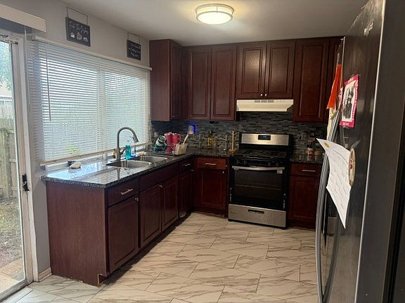 2nd image of 1133 Williamsburg Rd