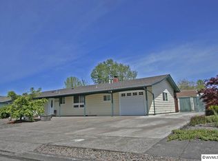 241 NE Cambridge Cir, Corvallis, OR