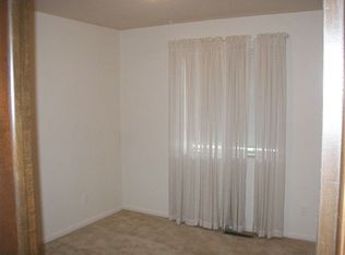 4090 Echo Dr, West Bloomfield, MI 48323