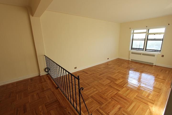 1st image of 9850 67th Ave APT 5D