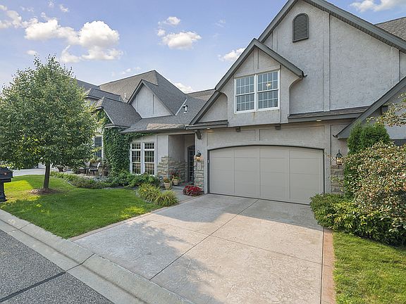 3rd image of 189 Stonebridge Ct