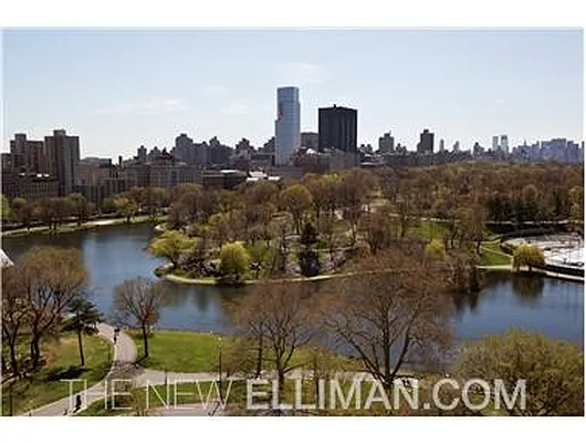 Rented by Douglas Elliman | media 17