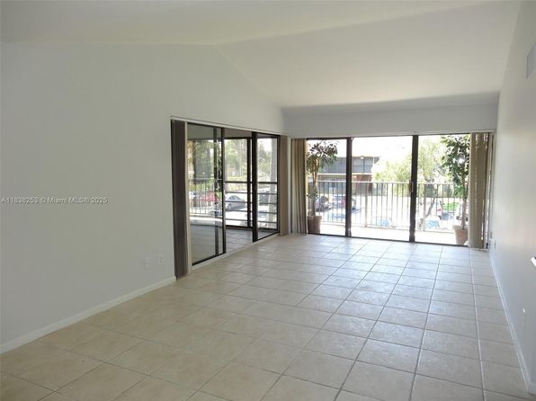 5855 Washington St APT 93