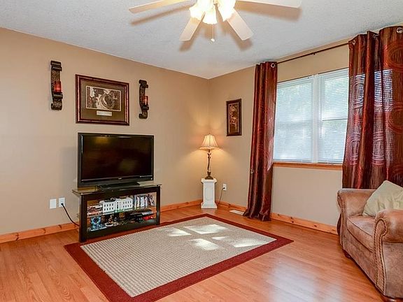 NICE BRIGHT LIVING ROOM ON MAIN LEVEL