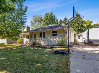 2011 6th St S, Moorhead, MN 56560
