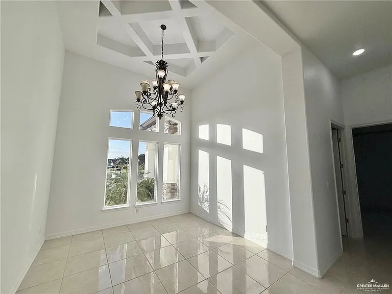 2612 Peace Ave — Photo 11