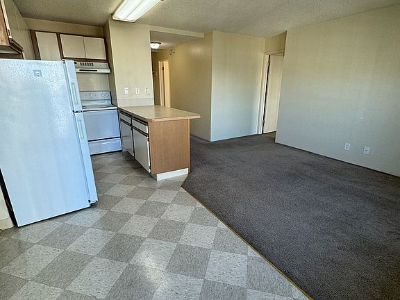 2nd image of 4129 11th Ave NE #604