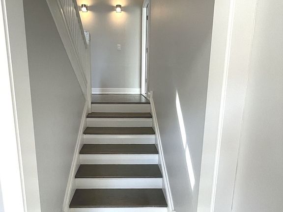 3rd image of 8116 S Green St #1