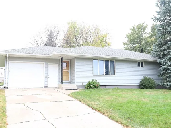 1011 S Marshall St, Rock Rapids, IA 51246