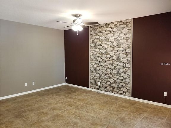 3rd image of 17847 Olive Oak Way