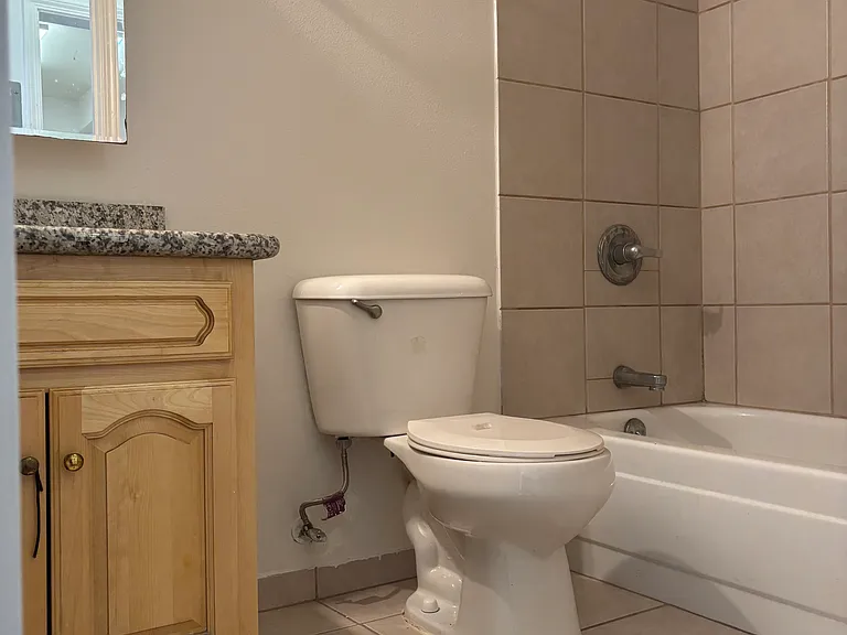 2445 Telegraph Ave #203 — Photo 6