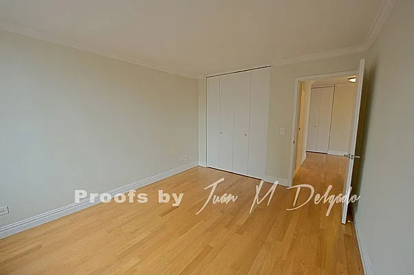 Rented by Stonehenge NYC LLC | media 9