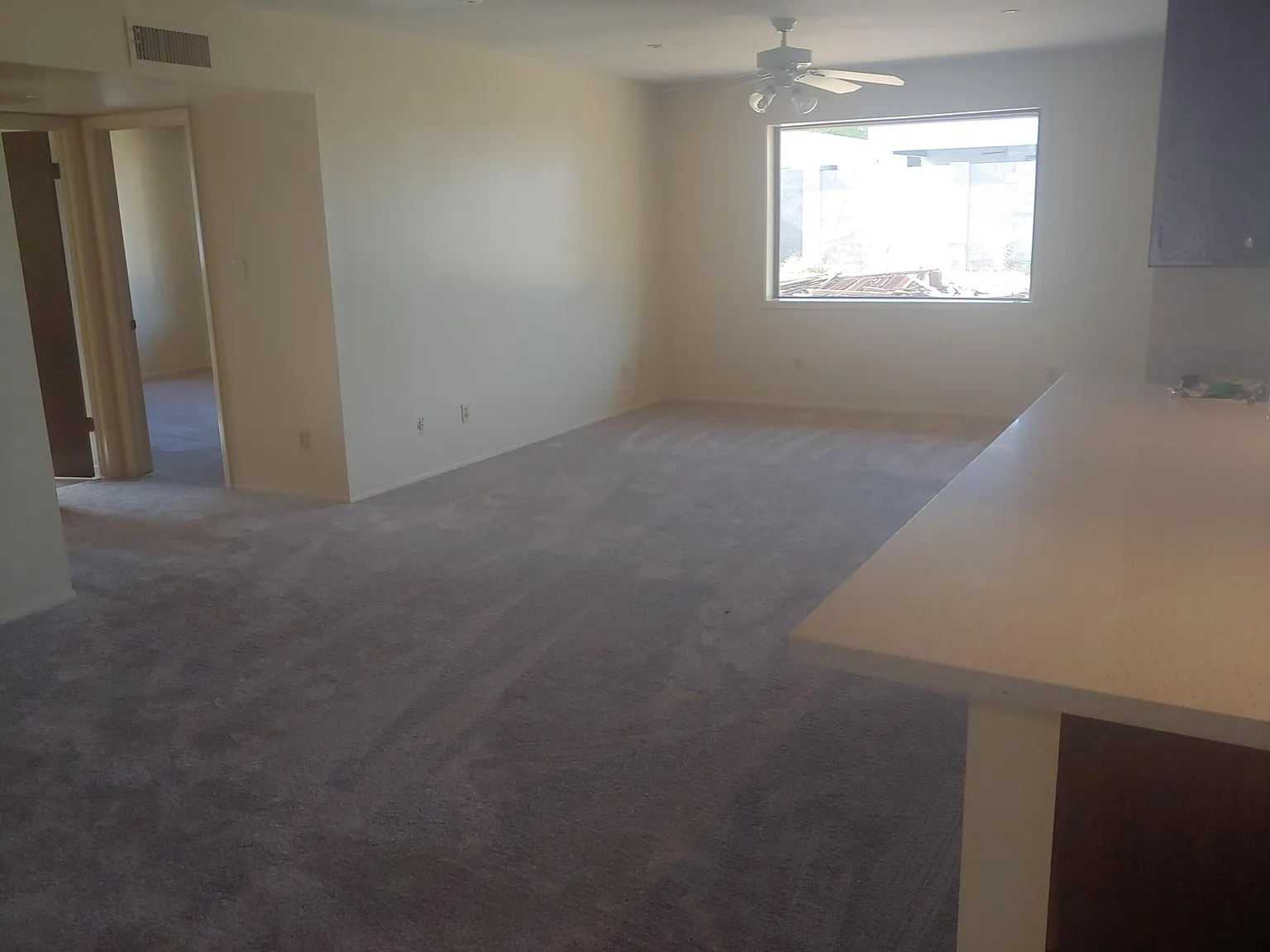 3 bed, 2137 sqft, $2,300 — Photo 3