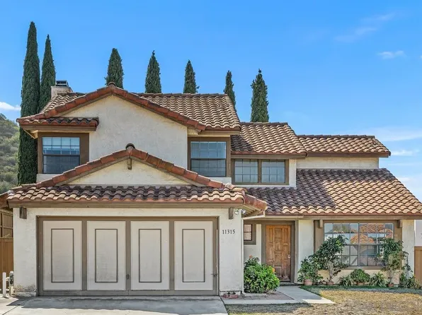 11315 Middle Ridge Ter, San Diego, CA 92128