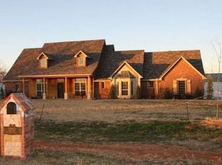 12727 SW 18th St, Yukon, OK 73099