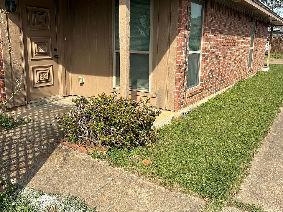 1st image of 2307 Monte Carlo Dr Suite B