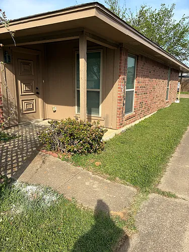2307 Monte Carlo Dr #B Photo 1