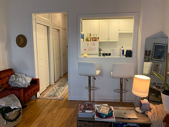 2nd image of 171 E 77th St APT 3A