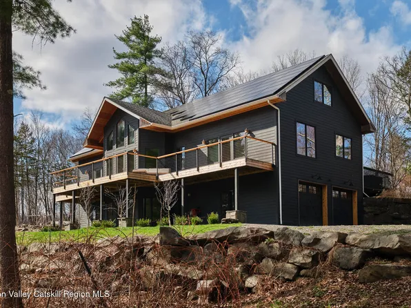 592 Swartekill Road, New Paltz, NY 12561