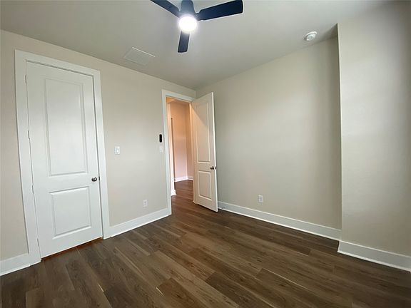 4th image of 852 Reynolds Dr
