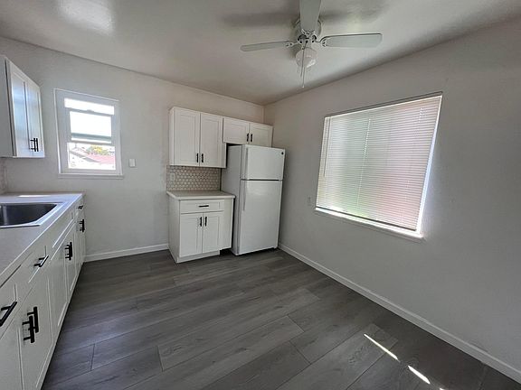 4th image of 990 Frienza Ave APT D