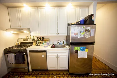 Rented by Metropolitan Realty