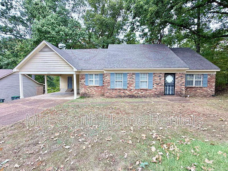 4 bed, 2.0 bath, 2113 sqft, $1,395 — Photo 1