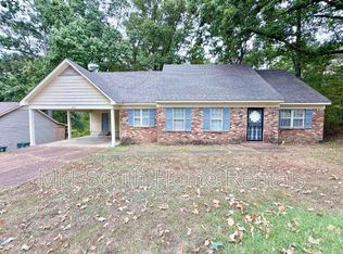 3508 E Rolling Woods Dr, Memphis, TN 38128