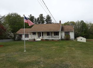 101 Plantation Dr, Sanbornville, NH 03872