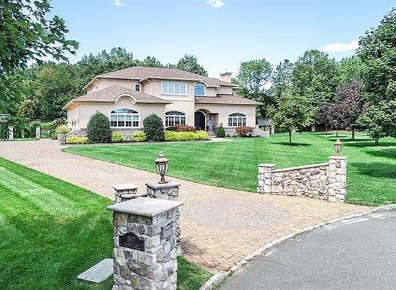 3rd image of 1672 Jay Bird Ln