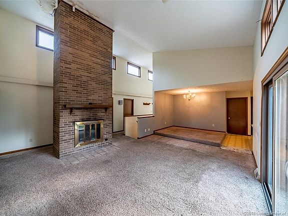 5th image of 200 Wendy Ln