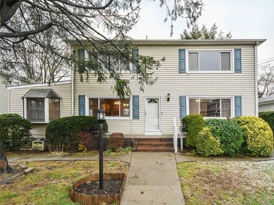 50 Linwood Rd N, Port Washington, NY, 11050