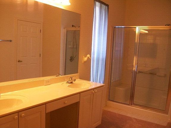 5th image of 209 Meadow Brook Dr