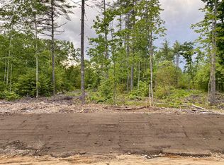 10 Jdp Dr, Gorham, ME 04038