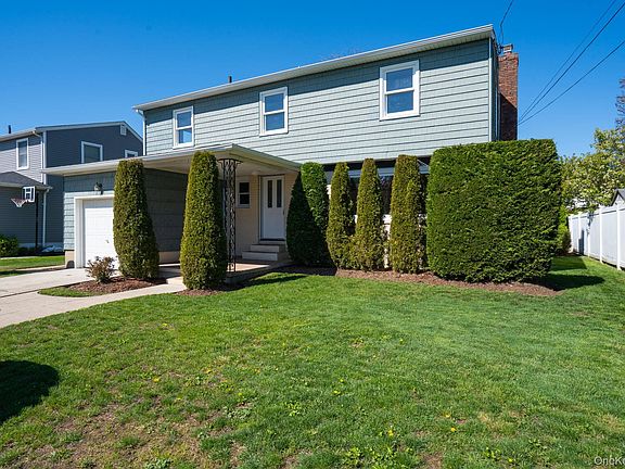 2nd image of 2386 Hampton Avenue