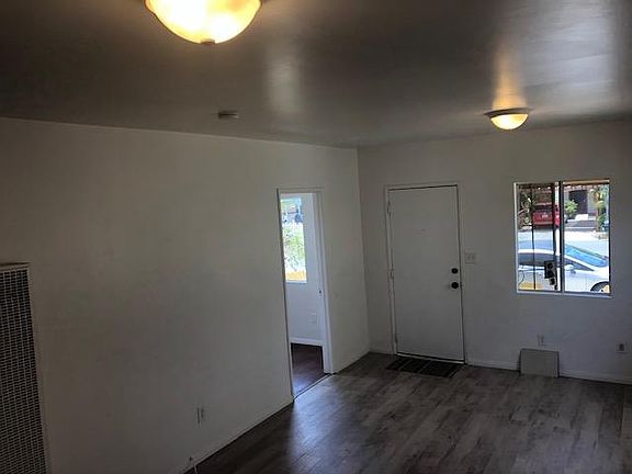 5th image of 4679 Kansas St