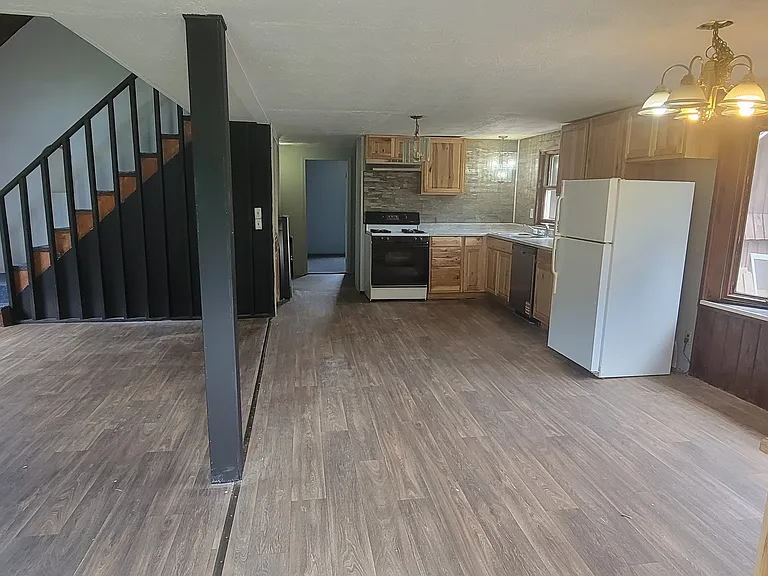 3955 Union St #2 — Photo 10